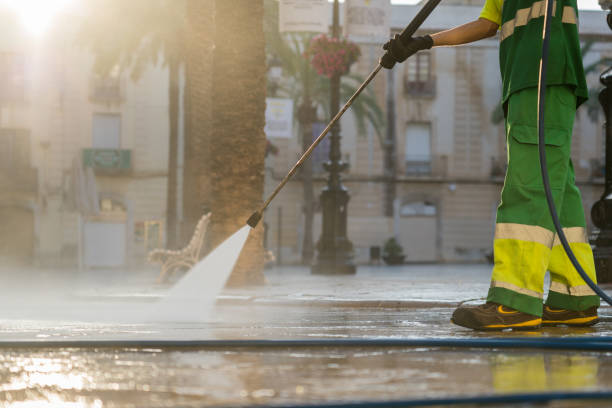 Best Factory Floor Cleaning  in Hennessey, OK